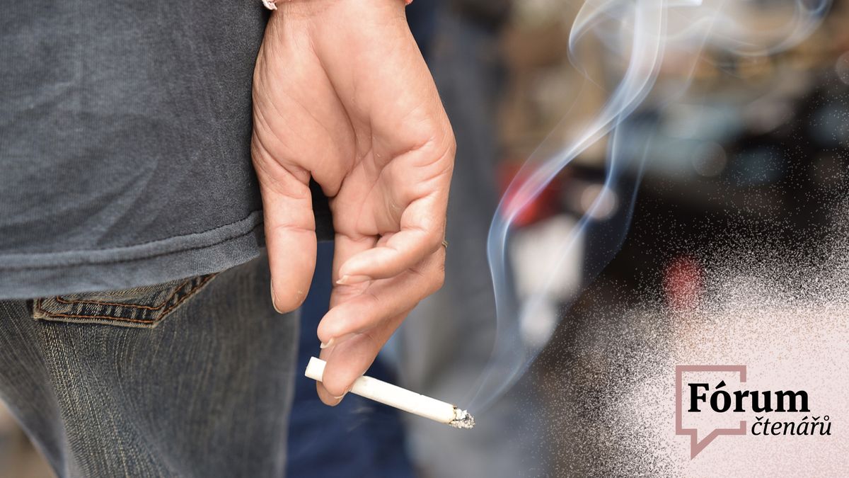 Přísný zákon, anebo stačí slušnost? Čtenáři diskutují o kouření na zastávkách